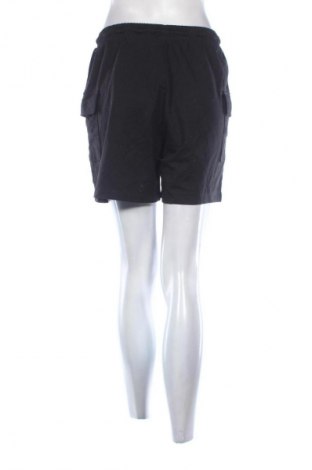 Dámske kraťasy  Cropp, Veľkosť M, Farba Čierna, Cena  14,95 €