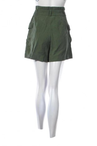 Damen Shorts H&M, Größe S, Farbe Grün, Preis € 9,72