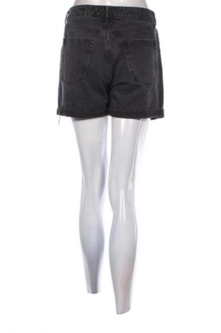 Damskie szorty H&M Divided, Rozmiar M, Kolor Czarny, Cena 43,68 zł