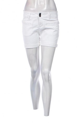 Damen Shorts John Baner, Größe S, Farbe Weiß, Preis € 10,00