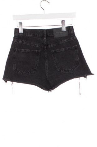 Dámské kraťasy  Pull&Bear, Velikost XS, Barva Černá, Cena  242,00 Kč