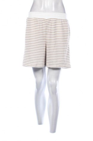 Damen Shorts Reserved, Größe L, Farbe Mehrfarbig, Preis 6,99 €