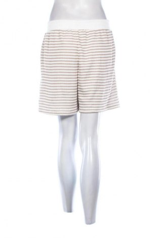 Damen Shorts Reserved, Größe L, Farbe Mehrfarbig, Preis 6,99 €