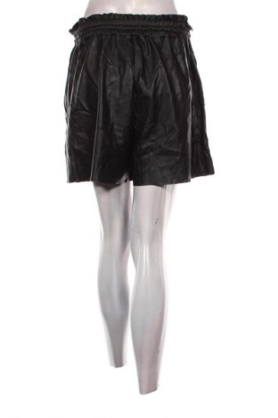Pantaloni scurți de femei Review, Mărime L, Culoare Negru, Preț 117,99 Lei