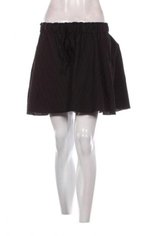 Pantaloni scurți de femei SHEIN, Mărime XL, Culoare Negru, Preț 51,45 Lei