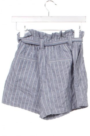 Damen Shorts Sinsay, Größe S, Farbe Mehrfarbig, Preis 9,72 €