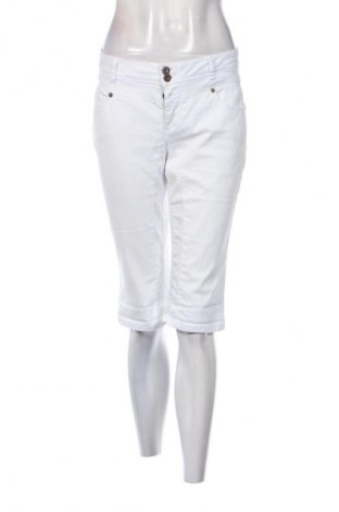 Pantaloni scurți de femei Street One, Mărime M, Culoare Alb, Preț 71,99 Lei