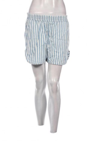 Дамски къс панталон Vero Moda, Размер M, Цвят Многоцветен, Цена 12,99 лв.