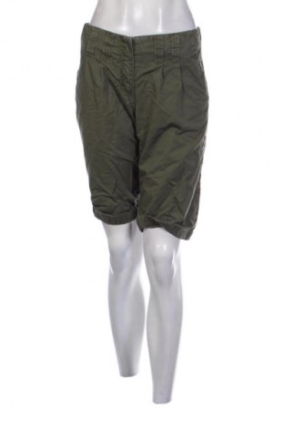 Pantaloni scurți de femei Vero Moda, Mărime M, Culoare Verde, Preț 34,99 Lei