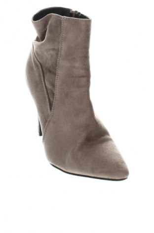 Dámske topánky  Body Flirt, Veľkosť 37, Farba Béžová, Cena  12,95 €