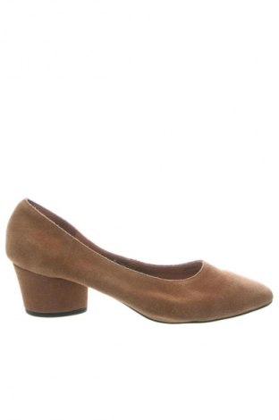 Дамски обувки Reserved, Размер 41, Цвят Бежов, Цена 60,99 лв.