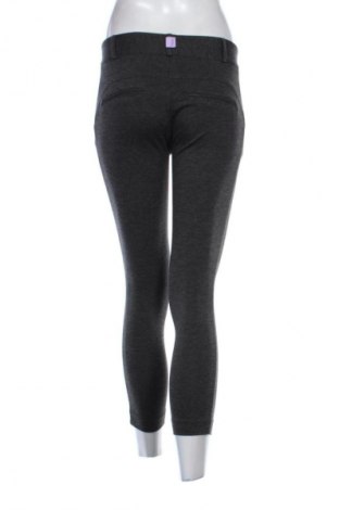 Pantaloni de femei Alegria, Mărime S, Culoare Gri, Preț 100,99 Lei