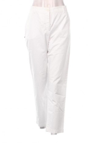 Dámske nohavice Armani Exchange, Veľkosť M, Farba Biela, Cena  119,95 €