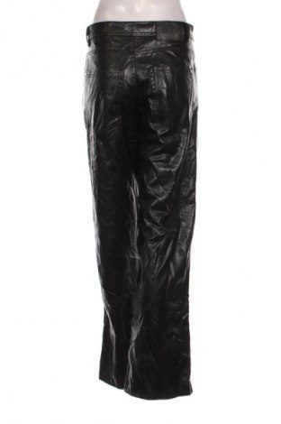 Damskie spodnie Bershka, Rozmiar M, Kolor Czarny, Cena 95,99 zł