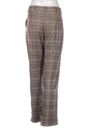 Damenhose Bershka, Größe M, Farbe Mehrfarbig, Preis € 20,99