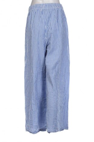 Damskie spodnie Bershka, Rozmiar XL, Kolor Kolorowy, Cena 66,67 zł
