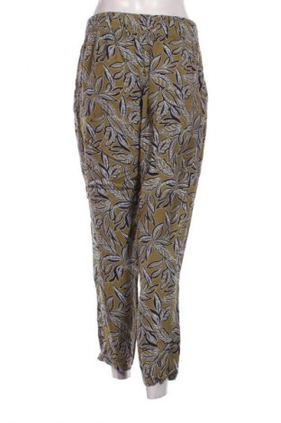 Damenhose Canda, Größe M, Farbe Mehrfarbig, Preis € 12,99