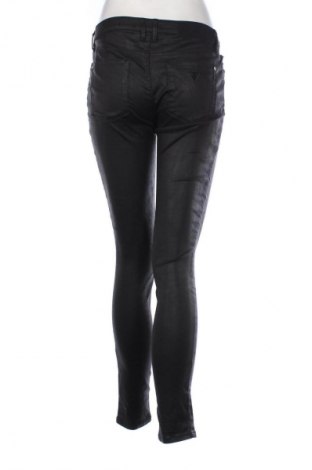 Damenhose Guess, Größe M, Farbe Schwarz, Preis 38,99 €