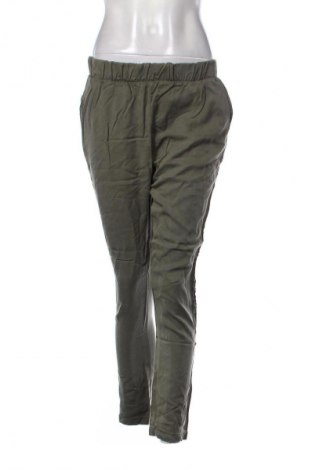 Damenhose Le Streghe, Größe M, Farbe Grün, Preis € 21,00
