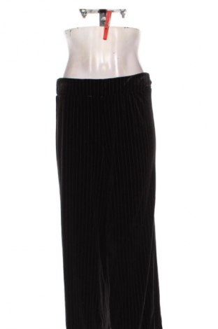 Damenhose Monki, Größe M, Farbe Mehrfarbig, Preis 17,99 €