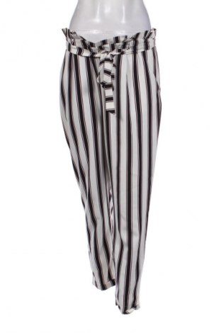 Damenhose Pull&Bear, Größe L, Farbe Mehrfarbig, Preis € 15,00