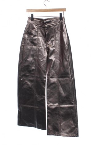 Damskie spodnie Pull&Bear, Rozmiar XS, Kolor Złocisty, Cena 67,41 zł
