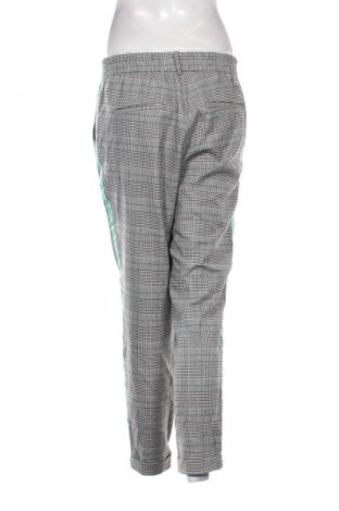 Pantaloni de femei Vero Moda, Mărime L, Culoare Multicolor, Preț 93,99 Lei