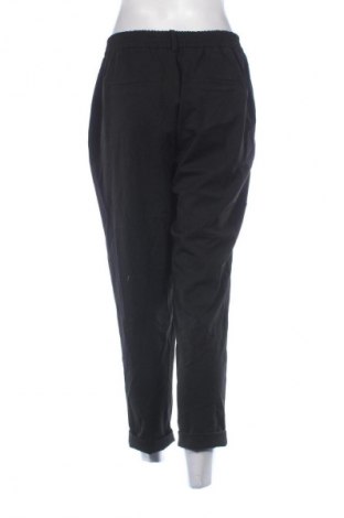 Pantaloni de femei Vero Moda, Mărime XL, Culoare Negru, Preț 93,99 Lei