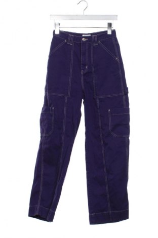 Damenhose Weekday, Größe XS, Farbe Lila, Preis € 20,97