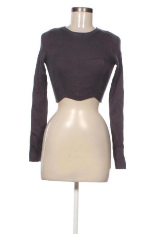 Damenpullover Bershka, Größe S, Farbe Grau, Preis 9,99 €