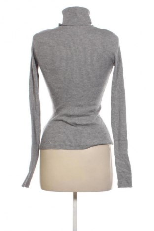 Dámsky pulóver Gina Tricot, Veľkosť S, Farba Sivá, Cena  10,95 €