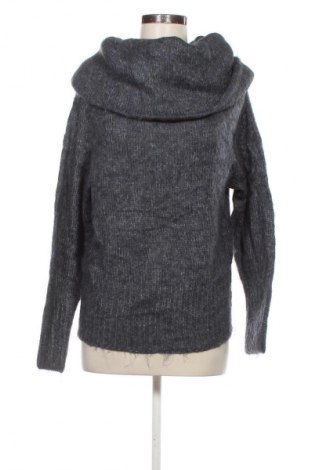 Dámský svetr H&M, Velikost M, Barva Vícebarevné, Cena  369,00 Kč