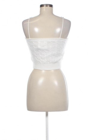 Damentop Brandy Melville, Größe M, Farbe Weiß, Preis 20,99 €