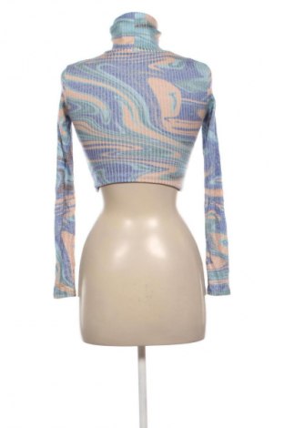 Dámsky rolák  Bershka, Veľkosť XS, Farba Viacfarebná, Cena  11,95 €