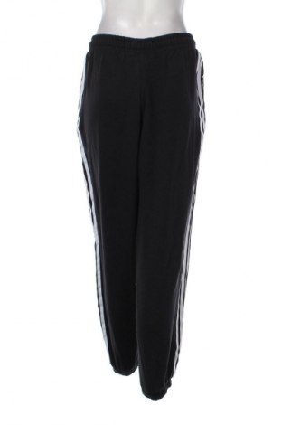 Damskie spodnie sportowe Adidas Originals, Rozmiar M, Kolor Czarny, Cena 113,95 zł