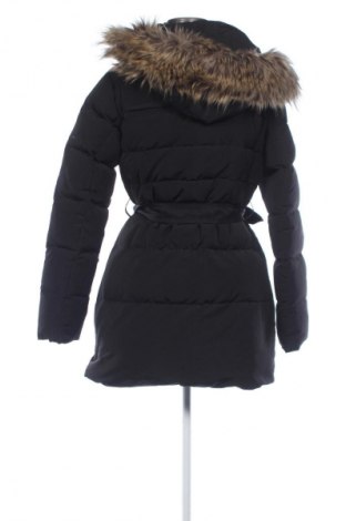 Dámska bunda  Pepe Jeans, Veľkosť M, Farba Čierna, Cena  59,28 €