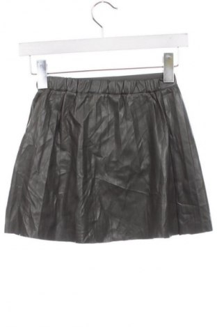 Dětská sukně  Oviesse, Velikost 5-6y/ 116-122 cm, Barva Zelená, Cena  129,00 Kč