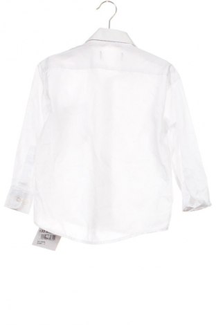 Dětská košile  Unbranded, Velikost 3-4y/ 104-110 cm, Barva Bílá, Cena  152,00 Kč