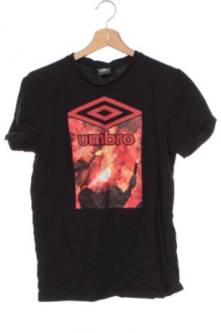 Dětské tričko  Umbro, Velikost 12-13y/ 158-164 cm, Barva Černá, Cena  129,00 Kč