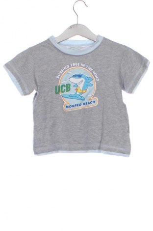 Dětské tričko  United Colors Of Benetton, Velikost 2-3y/ 98-104 cm, Barva Šedá, Cena  129,00 Kč