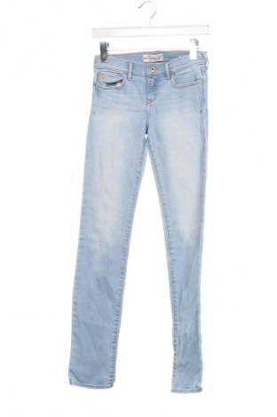 Dětské džíny  Abercrombie Kids, Velikost 15-18y/ 170-176 cm, Barva Modrá, Cena  229,00 Kč