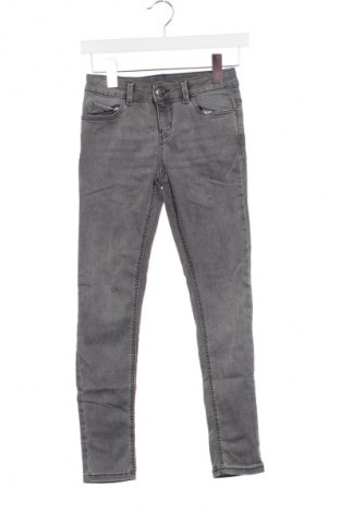 Dětské džíny  C&A, Velikost 10-11y/ 146-152 cm, Barva Šedá, Cena  396,00 Kč