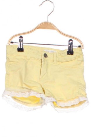 Dětské krátké kalhoty  H&M, Velikost 3-4y/ 104-110 cm, Barva Žlutá, Cena  178,00 Kč