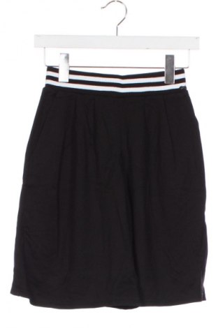 Dětské krátké kalhoty  Mayoral, Velikost 10-11y/ 146-152 cm, Barva Černá, Cena  505,00 Kč