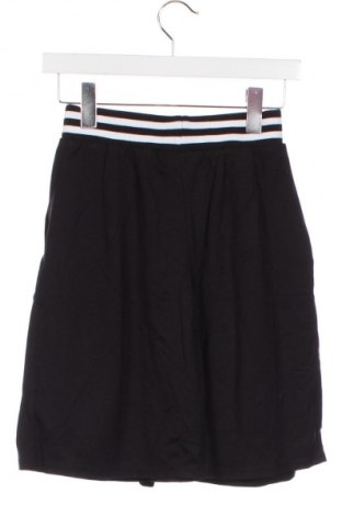 Dětské krátké kalhoty  Mayoral, Velikost 10-11y/ 146-152 cm, Barva Černá, Cena  505,00 Kč