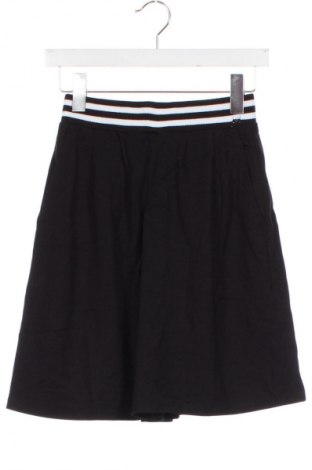 Dětské krátké kalhoty  Mayoral, Velikost 10-11y/ 146-152 cm, Barva Černá, Cena  505,00 Kč