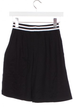 Dětské krátké kalhoty  Mayoral, Velikost 10-11y/ 146-152 cm, Barva Černá, Cena  505,00 Kč