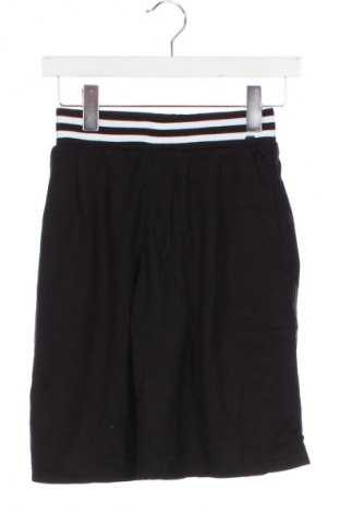 Dětské krátké kalhoty  Mayoral, Velikost 10-11y/ 146-152 cm, Barva Černá, Cena  505,00 Kč