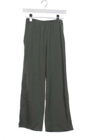 Dětské kalhoty  H&M, Velikost 10-11y/ 146-152 cm, Barva Zelená, Cena  229,00 Kč
