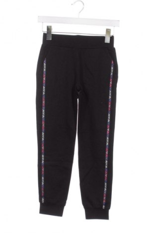 Dětské tepláky Emporio Armani, Velikost 9-10y/ 140-146 cm, Barva Černá, Cena  1 149,00 Kč